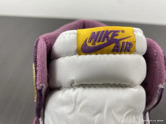 Rep 1 High OG Brotherhood Jordan Air 555088-706 0408